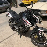 Ns 200