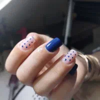 کاشت ناخن ۴۰۰ تومن