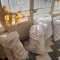 نان خشک برای دام