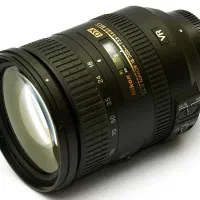 لنز نیکون Nikon 18-200 آکبند و نو