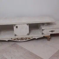 میز تلوزیون در حد نو