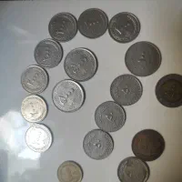 تعدادی سکه قدیمی