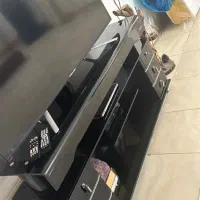 میز تلویزیون شیشه ای
