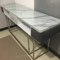 میز کاشت ناخن