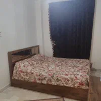 آپارتمان 70 متری چهارباغ شرقی 16 متری اول