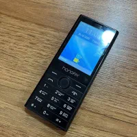 گوشی دکمه ای هانوفر سالم با جعبه