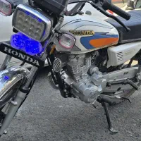 هوندا 200