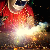 جوشکاری سیار وخردهکاری ساختمان زمانی