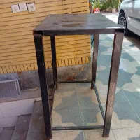 میز آهنی