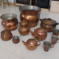 مجموعه ظروف مسی دکوری  کیلویی۲تومن  حدود ۱۰ کیلو
