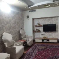 نیروی جوان برای انجام کار منزل
