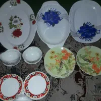 تعدادی ظرروف ملامین چینی