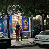 ۴۱ متر   پژوهنده سه بر مدارک کامل