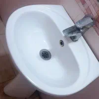 روشویی پایه دار