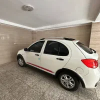 کوییک r مدل اسفند1400