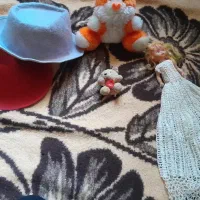 عروسک|اسباب‌بازی بچه|همدان, |دیوار
