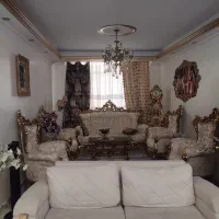 سه طبقه ونیم ویلایی قابل سکونت و تمیز کوچه ده متری