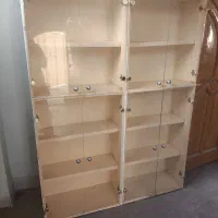 کابینت  فلزی شیشه ای دکوری