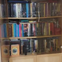 بیش از 300 جلد کتاب رمان