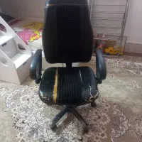 صندلی‌چرخ‌دار،فنردار‌،پشتش‌متحرک