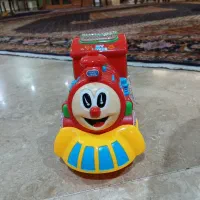 قطار اسباب‌بازی موزیکال و چراغ‌دار سالم و در حد نو