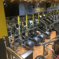 استخدام نیروی پذیرش باشگاه بدنسازی