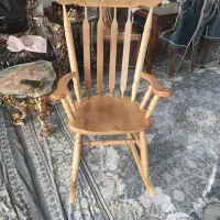 صندلی مادر بزرگ یا راک در حد نو