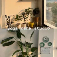 باشگاه تخصصی یوگا رها