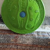 چرخونک و کیسه بوکس با دستکش