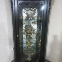 ویترین چوبی در حد نو