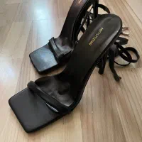 کفش پاشنه بلند زنانه