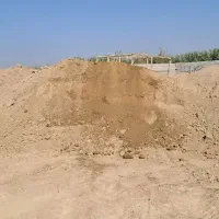 خاک باغچه و باغی