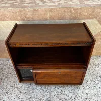 میز چوبی