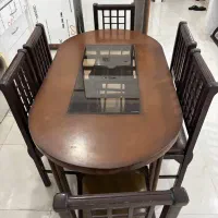 میز ناهار خوری به همراه شش صندلی
