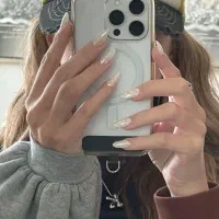 دستیار ناخنکار