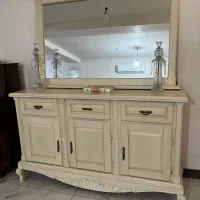 میز تی وی و اینه کنسول