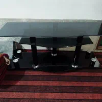 میز تی وی شیشه ای 600تومن.
