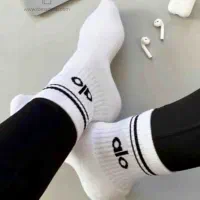 استخدام نیروی آنلاین نمونه و مدل
