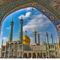 استخدام فروشنده  نزدیک حرم