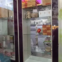 ویترین یا قفسه ایستاده