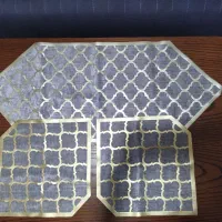 رومیزی مخمل چرم در حد نو