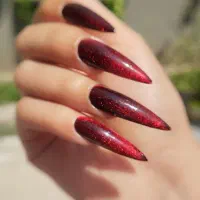 کاشت ناخن(تخفیف ویژه)