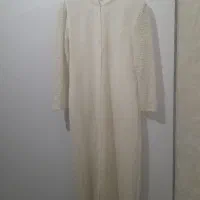یک لباس مجلسی نو و.سالم به فروش می رسد