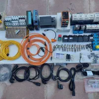 منبع تغیه و PLC و کارت ماژول کنتاکتور سنسور بیمتال