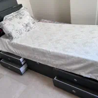 ۲عدد تخت تک نفره شرکتی با خوشخواب بسیار نو