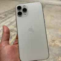 ایفون ۱۱ پرو سفید