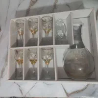 ظروف شیشه ایی