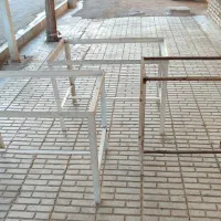 میز آهنی محکم