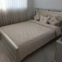 سرویس کامل خواب به همراه دوتا پاتختی جادار