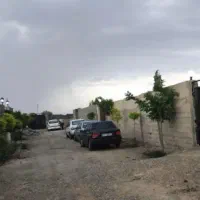 باغچه ۳۰۰ متری چسبیده به بافت